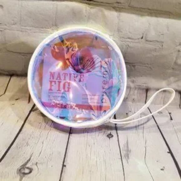 3/$10 NIB RUSK wristlet and cruelty free hair care samples - Picture 2 of 4